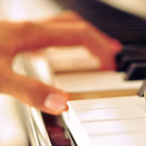 粉嫩虎白女-丝不挂
